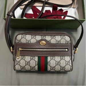 Gucci Beige Crossbody Bag with Signature Stripes